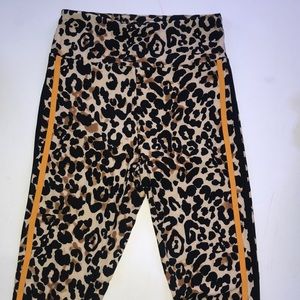 No Boundaries Cheetah print legging